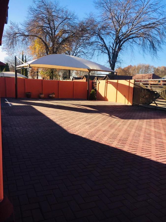 Bed and Breakfast Forever Comfy Bed à Vanderbijlpark Extérieur photo